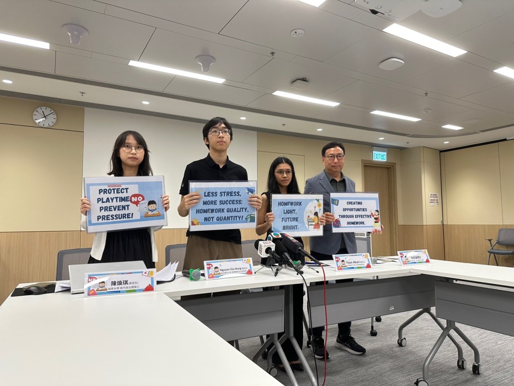 研究數據來源包括《小學概覽2024》、18區學校網站,以及教育局的紀錄。曾卓琳攝 研究數據來源包括《小學概覽2024》、18區學校網站,以及教育局的紀錄。曾卓琳攝