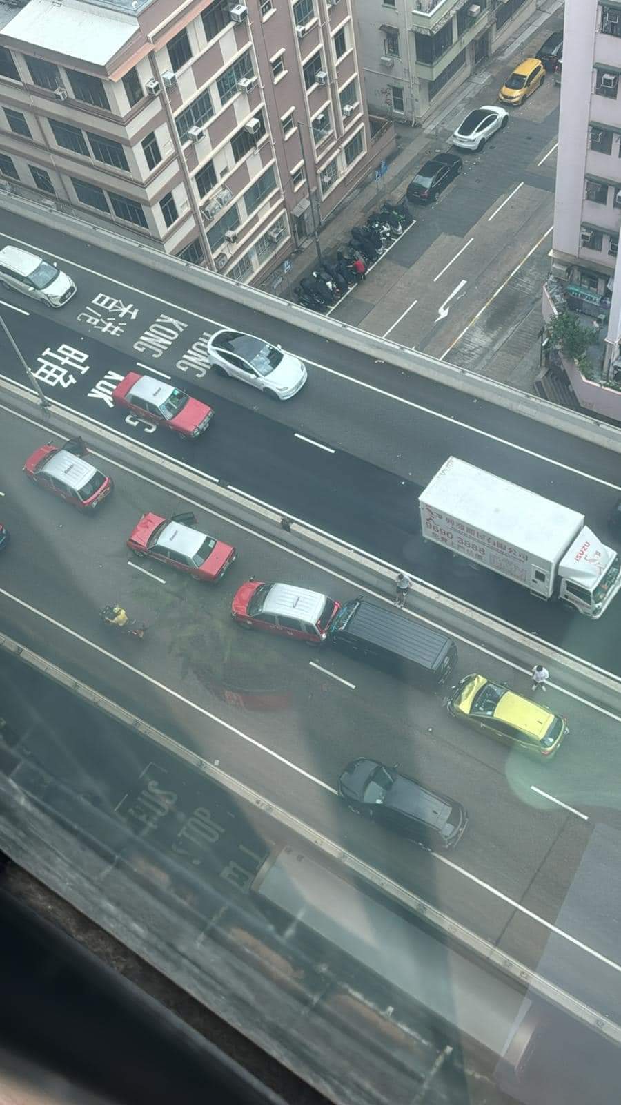 東九龍走廊發生五車相撞意外。網上圖片