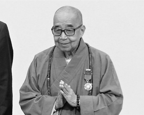 釋智慧昨日離世。