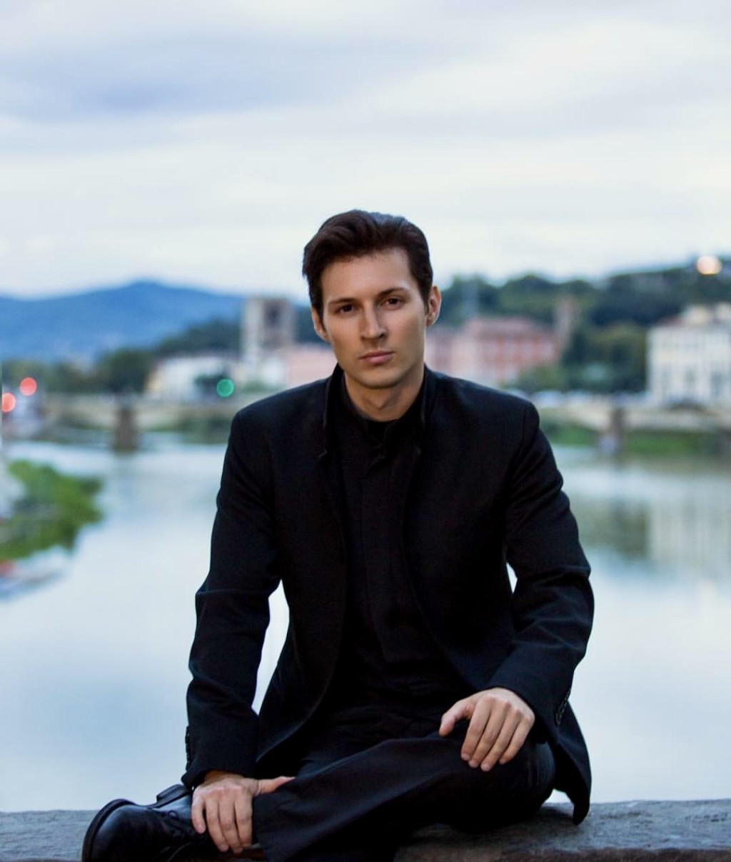 亿万富翁杜罗夫（Pavel Durov）堪称“钻石王老五”，突然传出有上百名子女。 facebook