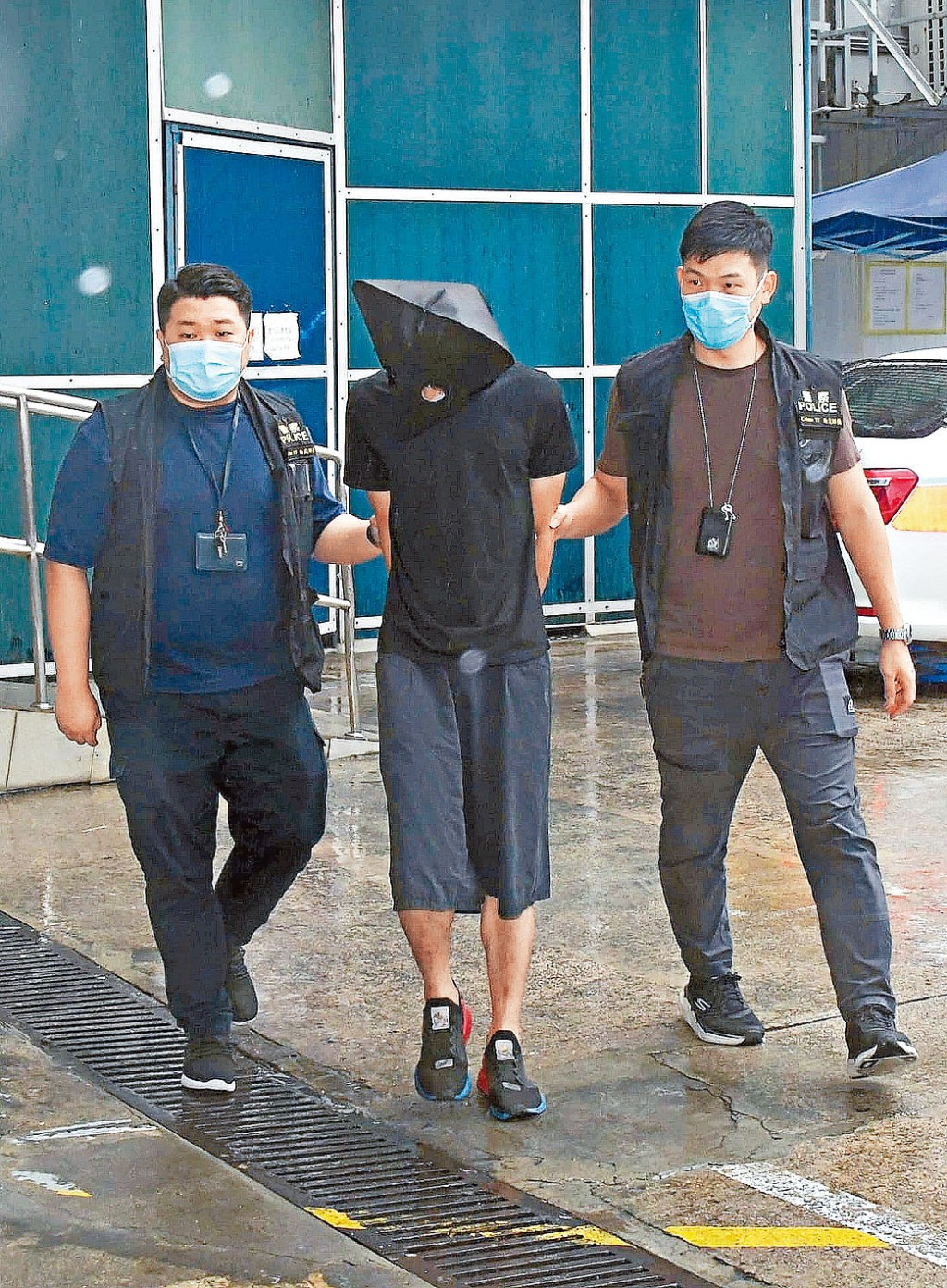 涉盜竊虛擬貨幣的男子被捕帶署。