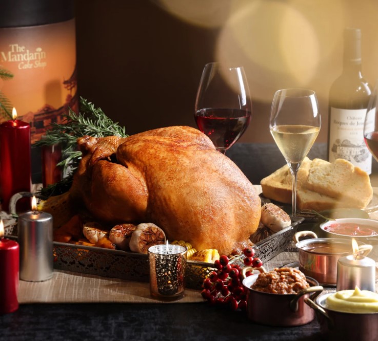 文華餅店節日香烤火雞($2,988,約7–8公斤)。 文華餅店節日香烤火雞($2,988,約7–8公斤)。