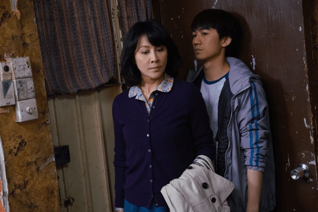 吳肇軒在《以青春的名義》擔正做男主角，與劉嘉玲發展師生戀。