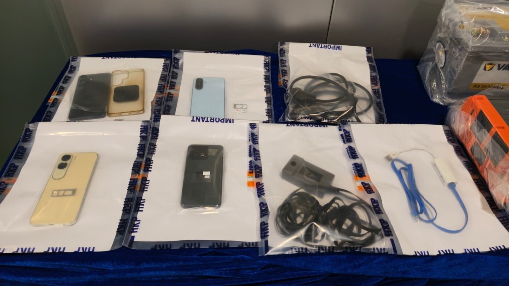 警方展示案中證物。黃文威攝 警方展示案中證物。黃文威攝