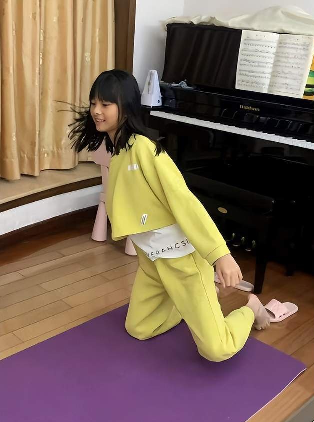 14歲的潘予優一向品學兼優。抖音@潘予優媽媽 14歲的潘予優一向品學兼優。抖音@潘予優媽媽