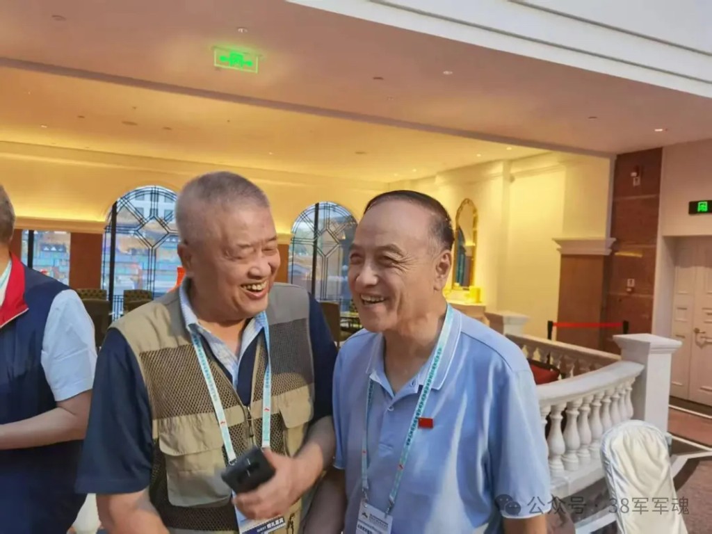 賴克游、李亞濱 賴克游、李亞濱
