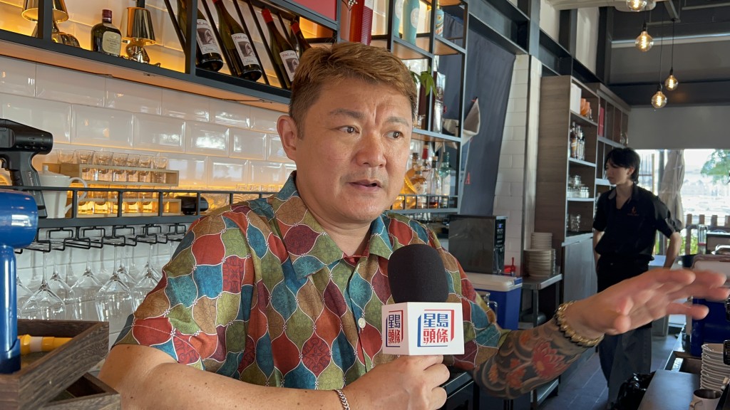 陆先生计划在未来数天入纸申请。曾志恒摄