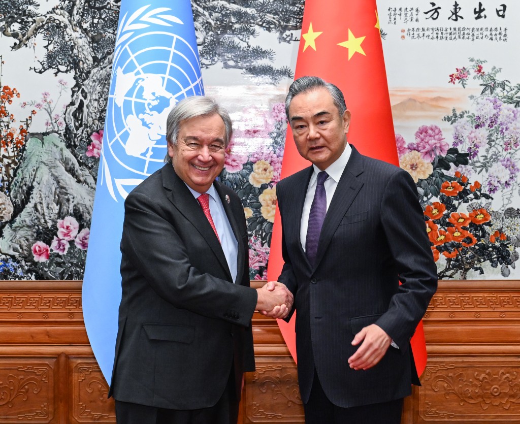 王毅會見來華出席第三屆「一帶一路」國際合作高峰論壇的聯合國秘書長古特雷斯。 新華社