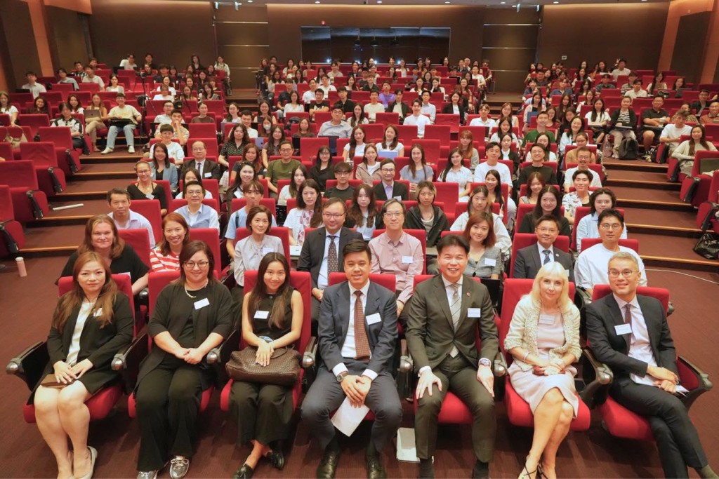 香港大學（港大）法學專業證書（PCLL）課程於昨日（31日）早上在校園舉行2026年度開學典禮。律師會FB圖片