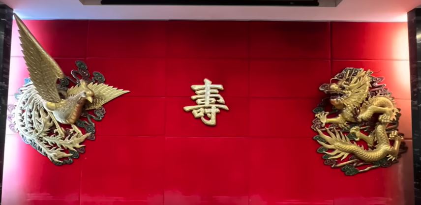 青葉海鮮酒家是老牌酒樓，設有傳統龍鳳禮堂。 （網上圖片）