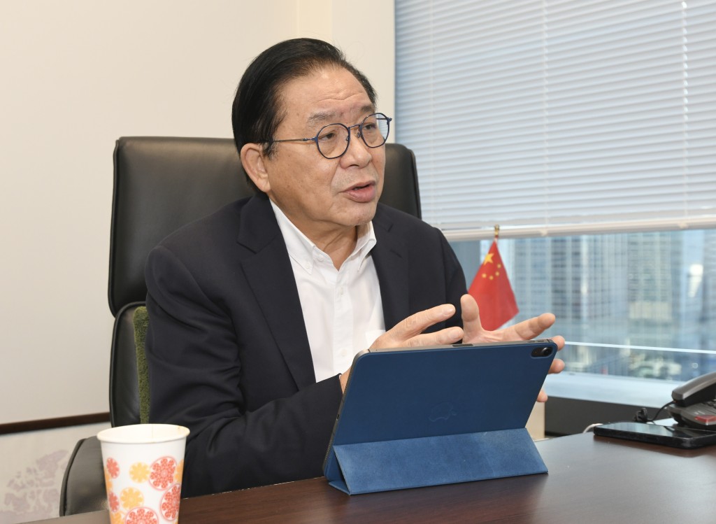 林健锋当了21年立法会议员，即将退下火线。
