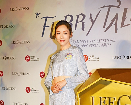 ■李佳芯生日在工作中度過。