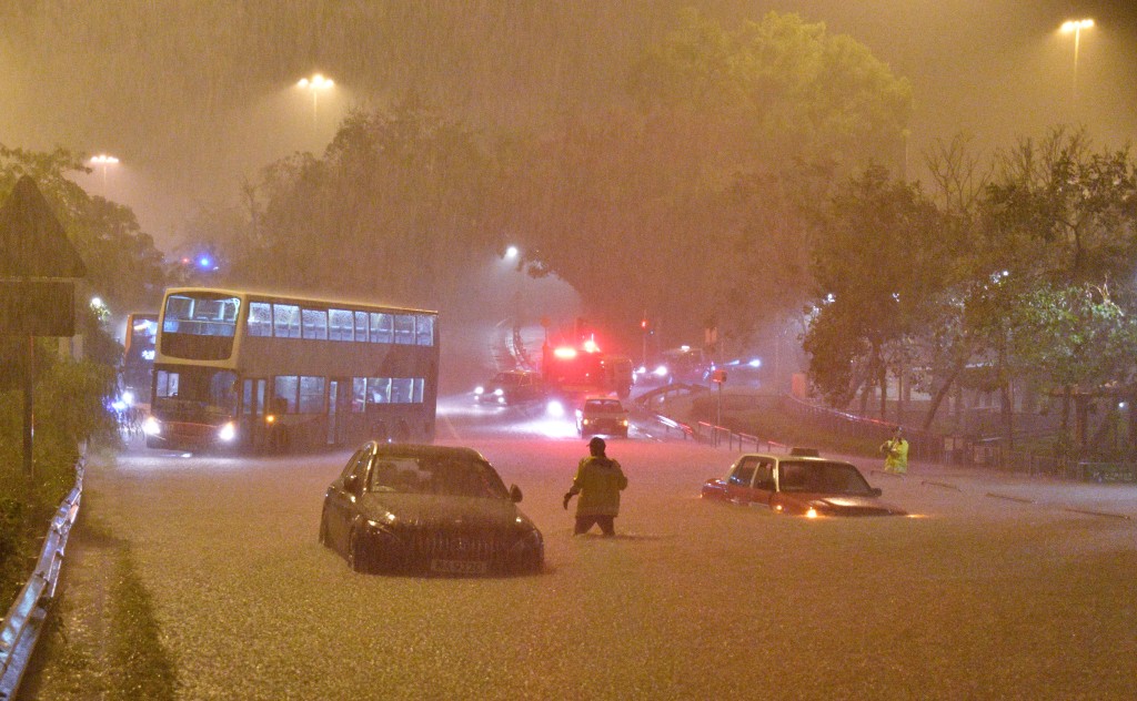 本港今年9月經歷世紀暴雨。資料圖片