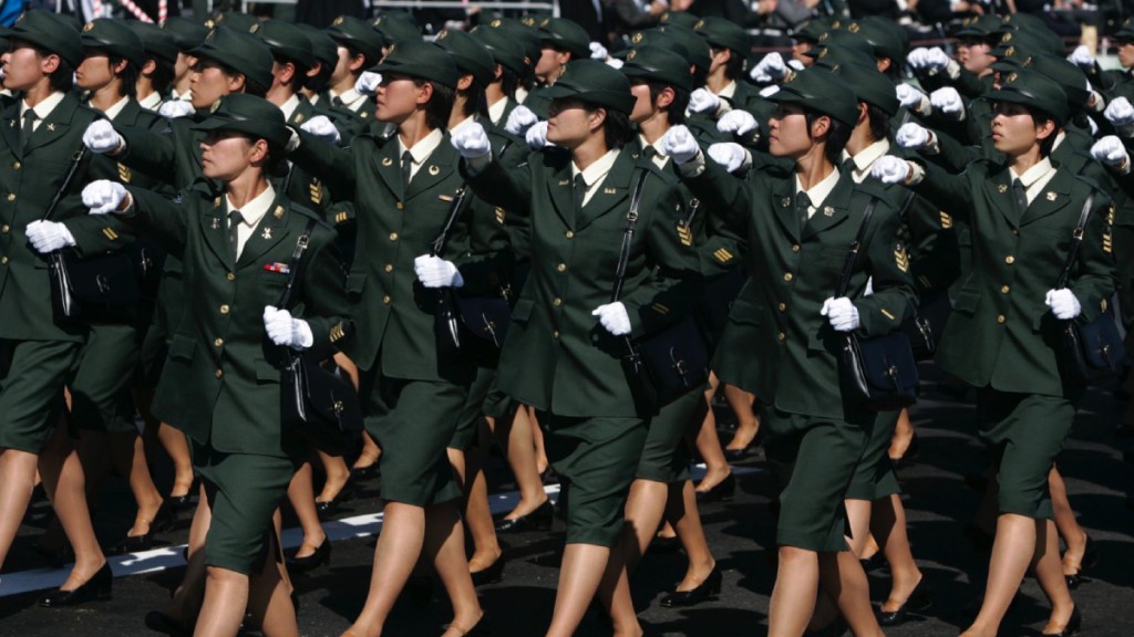日本自衛隊未正視性騷擾問題,去年入伍的女兵人數下跌12%。路透社