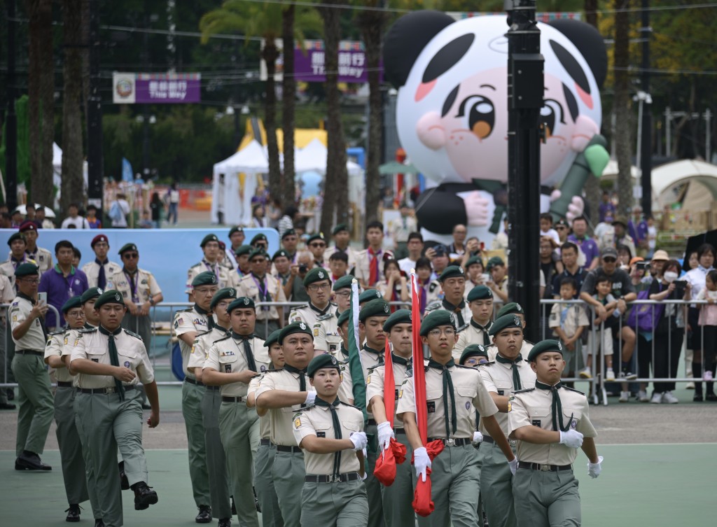 香港童軍總會一連兩天於維多利亞公園硬地足球場舉辦「香港童軍115周年國家安全暨軍樂匯演嘉年華」。