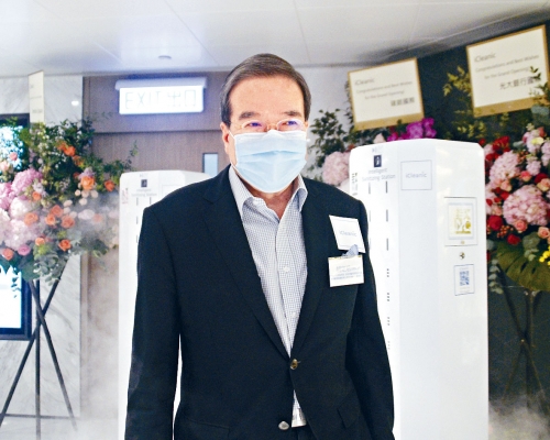 身兼全國政協常委的華昇診斷中心董事長胡定旭。