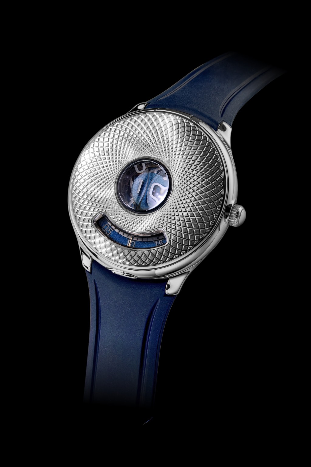 Czapek The Time Jumper，表壳：40.5mm不锈钢或黄金 机芯：10.01自动/ 限量：100枚（不锈钢）/ 售价：42,000瑞郎（不锈钢）。