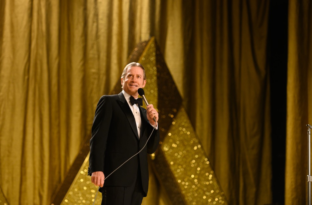 格烈堅尼亞完美演繹Bob Hope矛盾兩面。