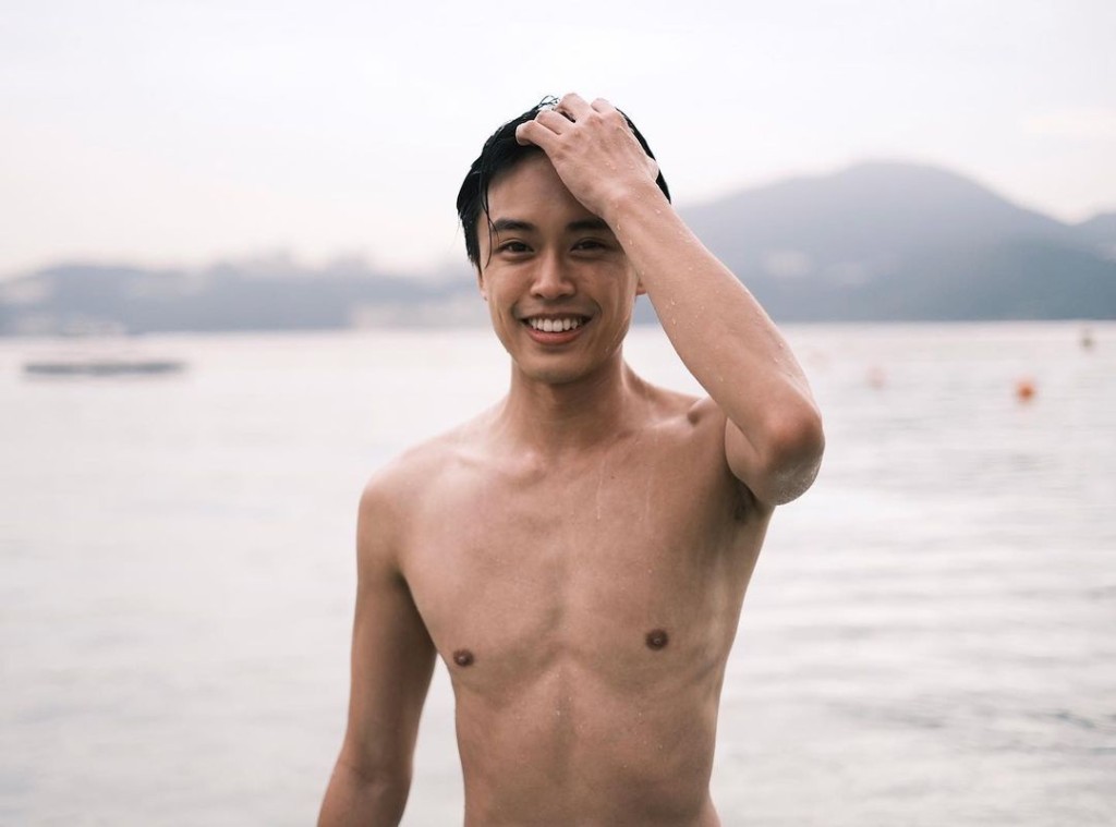 大隻咗自信咗,益吓街坊先。