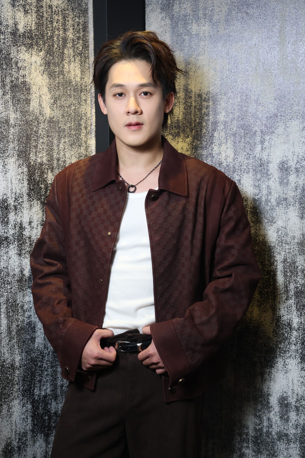 Richie卸下期望，穿上角色服裝，與變裝皇后來了一次靈魂交換。