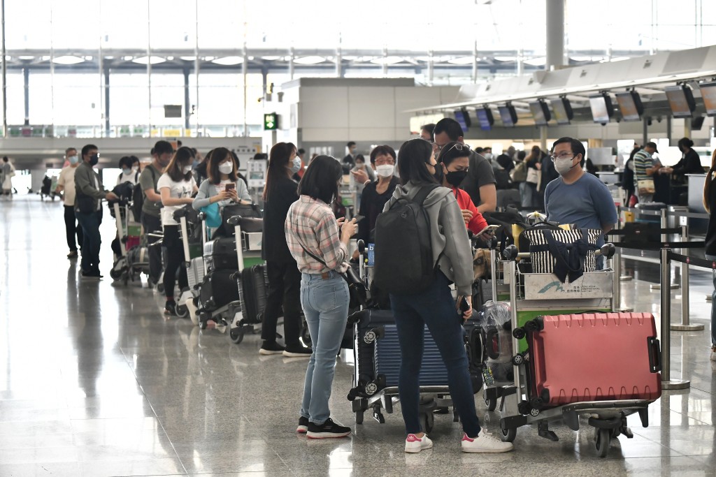 香港實施免檢疫後航空及旅遊業迎來好消息。資料圖片