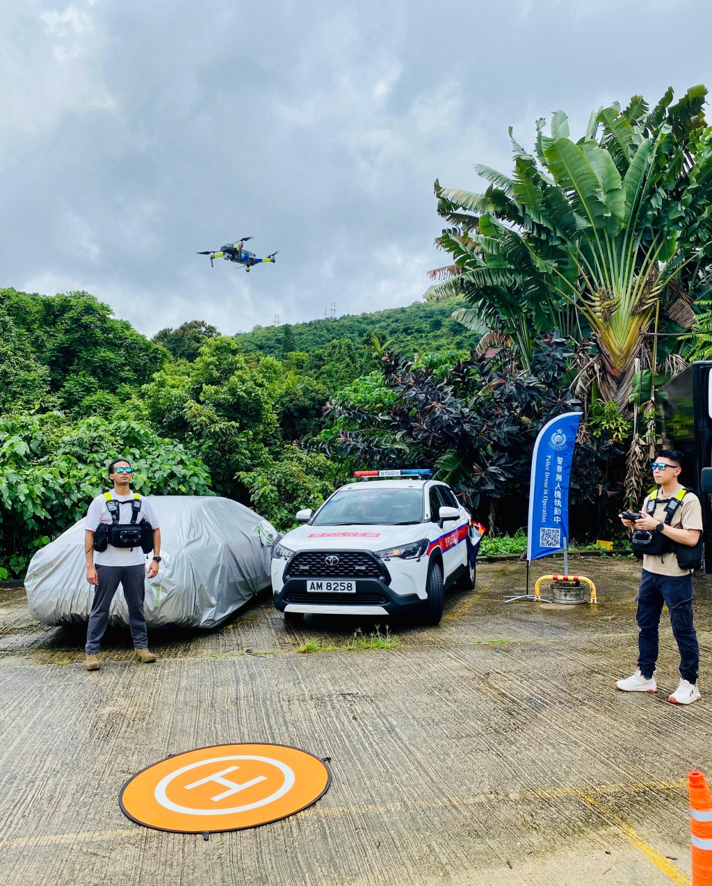 西貢分區人員今日展開陸空反爆竊行動。警方提供 西貢分區人員今日展開陸空反爆竊行動。警方提供