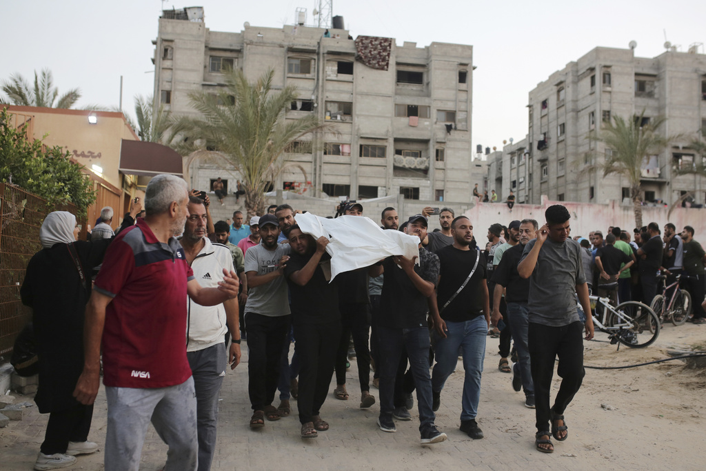 據報以軍空襲加沙致42人死。美聯社