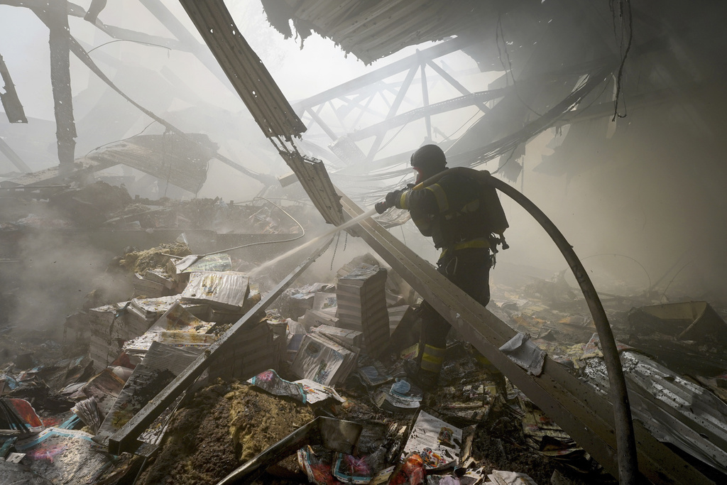 烏克蘭哈爾科夫一間印刷廠遭受襲擊。美聯社