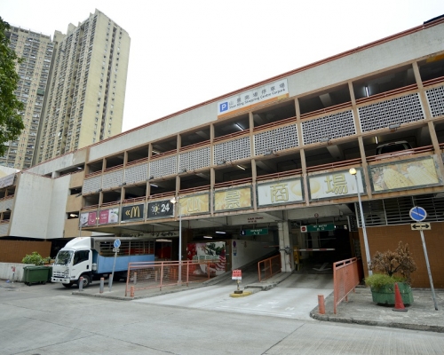 領展旗下停車場加價。資料圖片