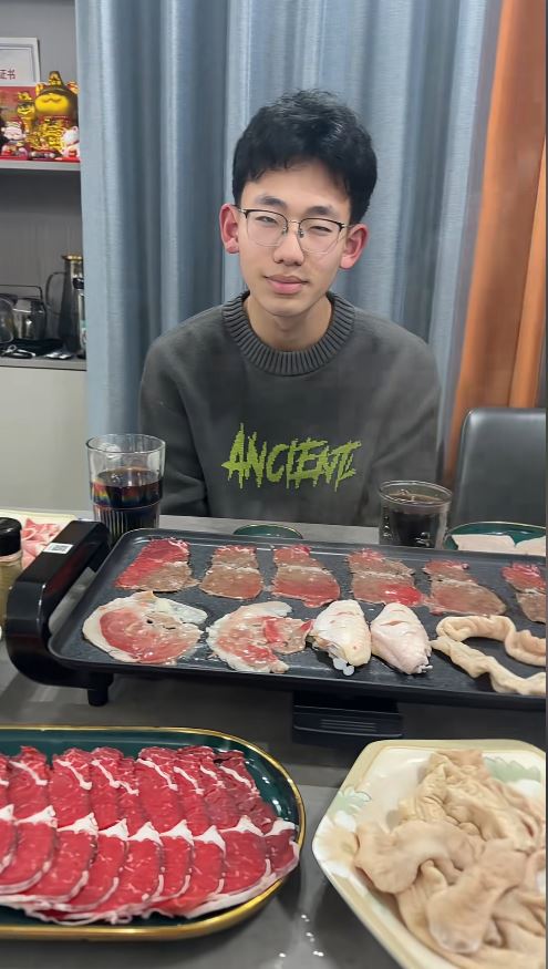 寧波人妻麗萍為16歲兒子每朝準備的極豐盛早餐。抖音