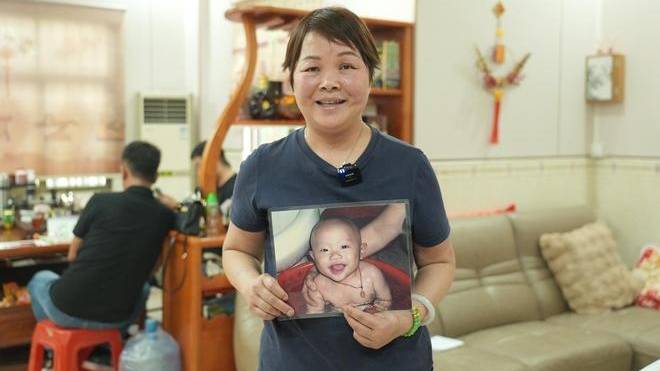 東莞母親鄧惠東尋子18年終找回。