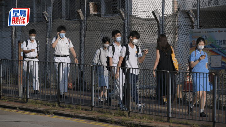 中一開班線逐步由25人上調至29人 開4班中一學校符兩條件可開5班 (資料圖片)