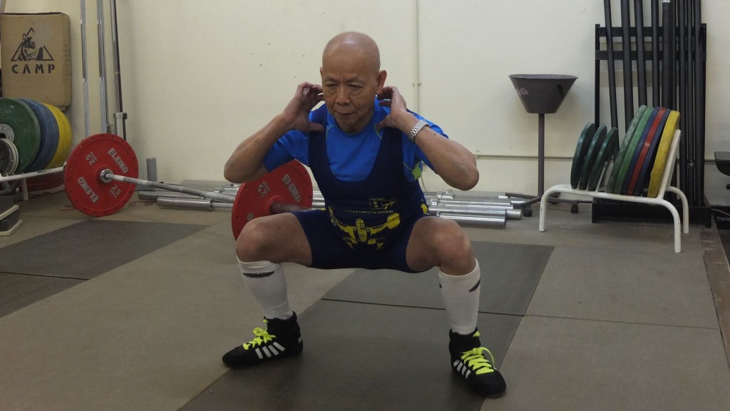 胡亂深蹲運動，可能導致半月板撕裂的傷勢加劇。資料圖片