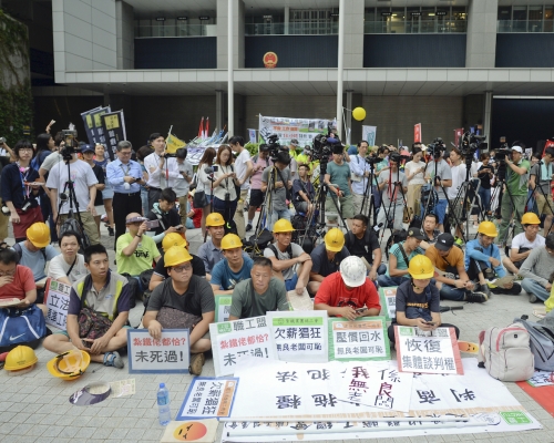 職工盟去年亦曾舉辦「五一勞動節」遊行。資料圖片