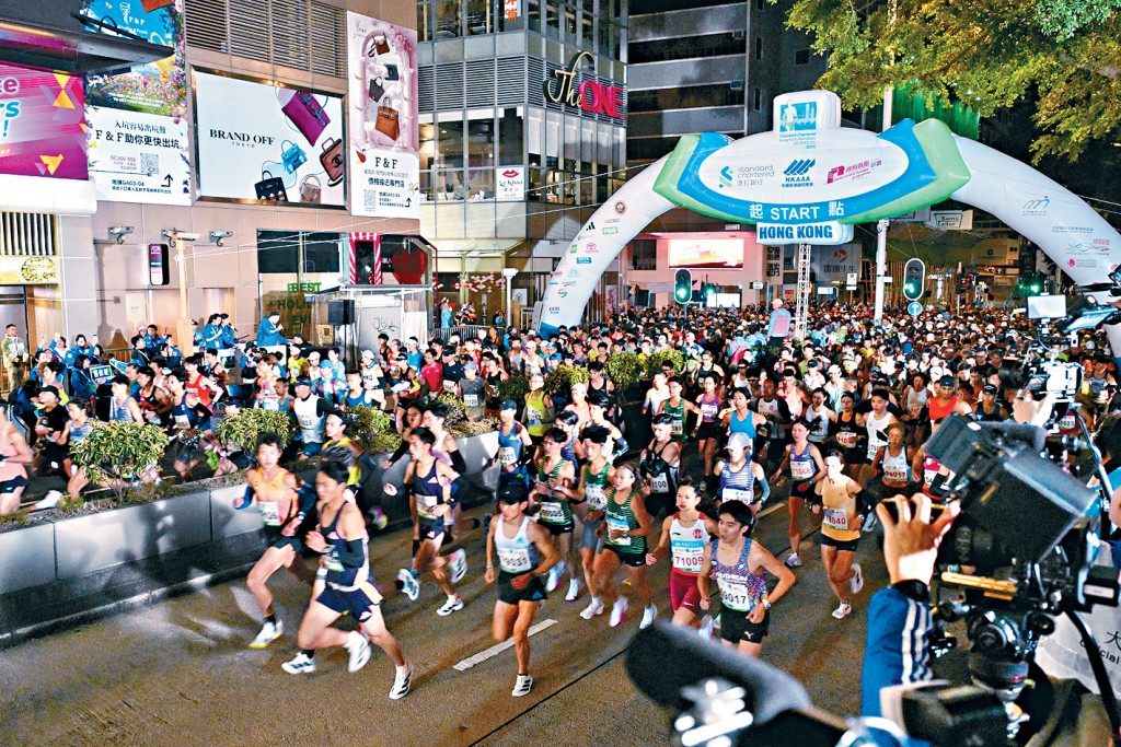 「渣打香港马拉松2026」将于周日举行，海外或非本地跑手占约25%，较去年增加5个百分点。