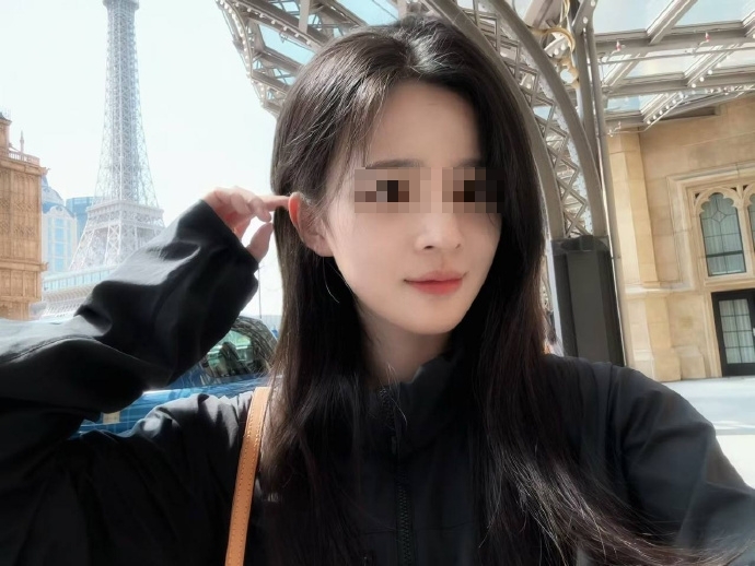網傳韓煜塵女下屬的照片。 網傳韓煜塵女下屬的照片。