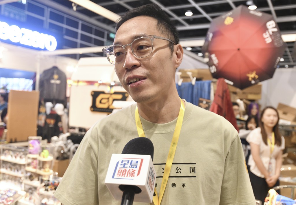 參展商李先生。 參展商李先生。