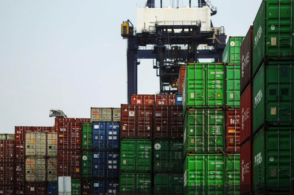 她強調因為香港的港口效率高,有「補時港」的美譽。資料圖片 她強調因為香港的港口效率高,有「補時港」的美譽。資料圖片