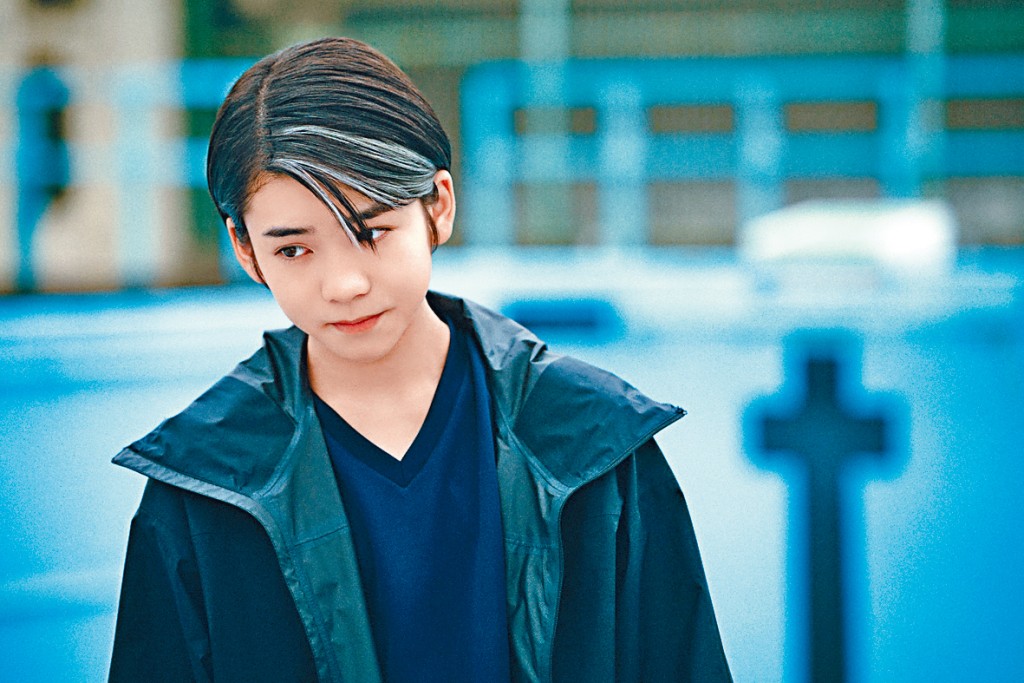 14歲的柊木陽太疑似有兩個身份。 14歲的柊木陽太疑似有兩個身份。
