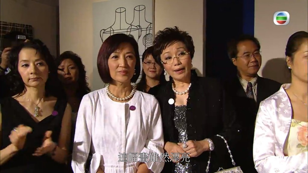 马海伦（左二）在TVB剧《珠光宝气》饰演宋太Margaret。