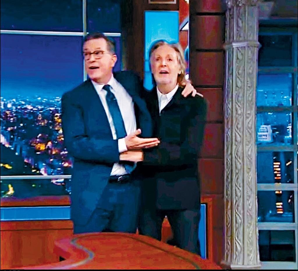 《The Late Show with Stephen Colbert》前晚播放最後一集，保羅麥卡尼任最後嘉賓。