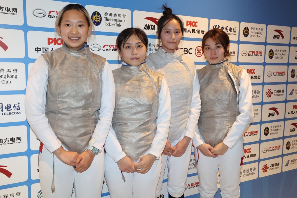 女花代表鄭曉為(右起)、符妤名、關渝澄及吳佳蔚期望新賽季有好表現。徐嘉華攝 女花代表鄭曉為(右起)、符妤名、關渝澄及吳佳蔚期望新賽季有好表現。徐嘉華攝