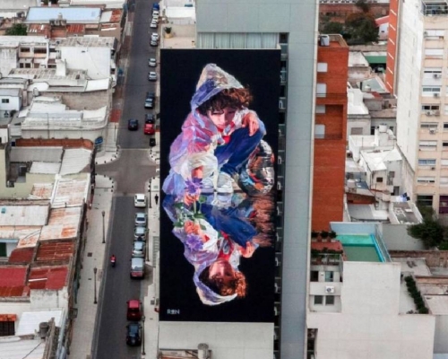 位於阿根廷的巨型壁畫高約30米。網上圖片
