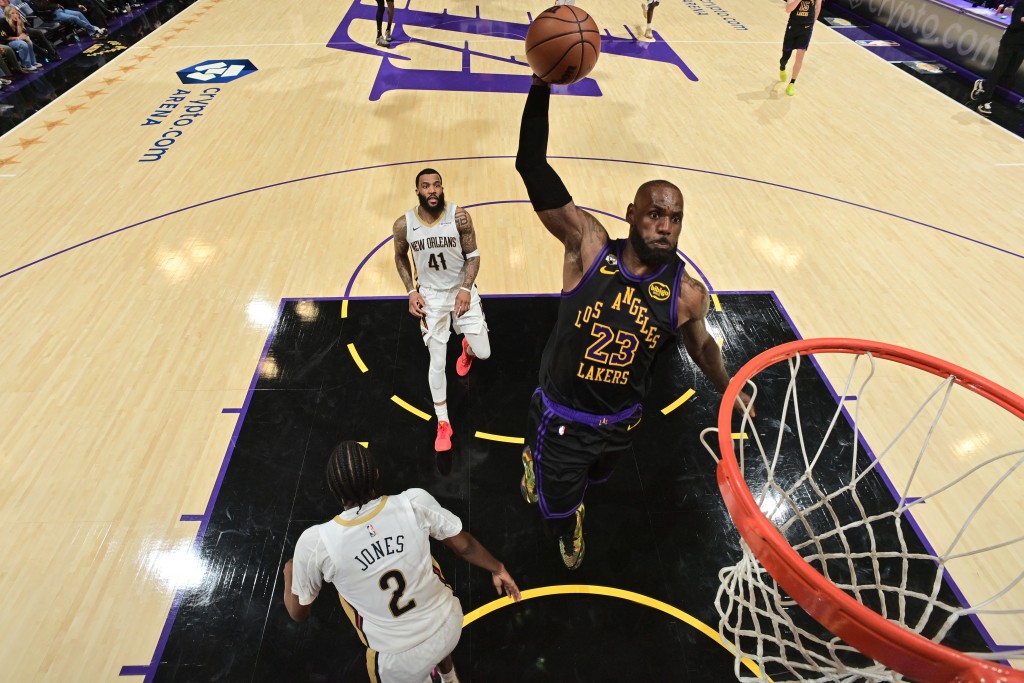 當積和勒邦占士帶領紫金軍於末節強勢反撲塘鵝。法新社