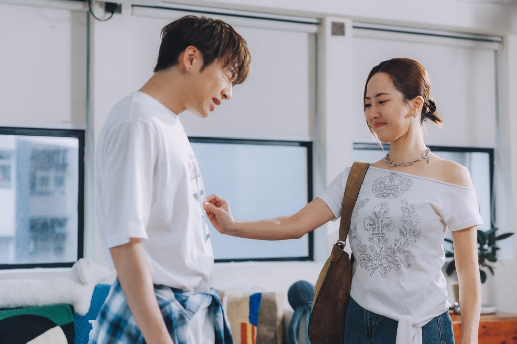 Kiri客串MV女主角讚嘉豪有喜劇潛質。