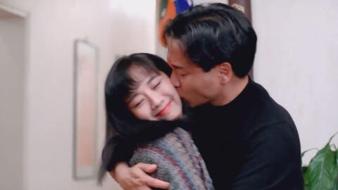 張國榮與毛舜筠在分手之後有十幾年沒有正式碰頭，直至1991年，毛舜筠與張國榮合作拍攝《家有囍事》，再演情侶。