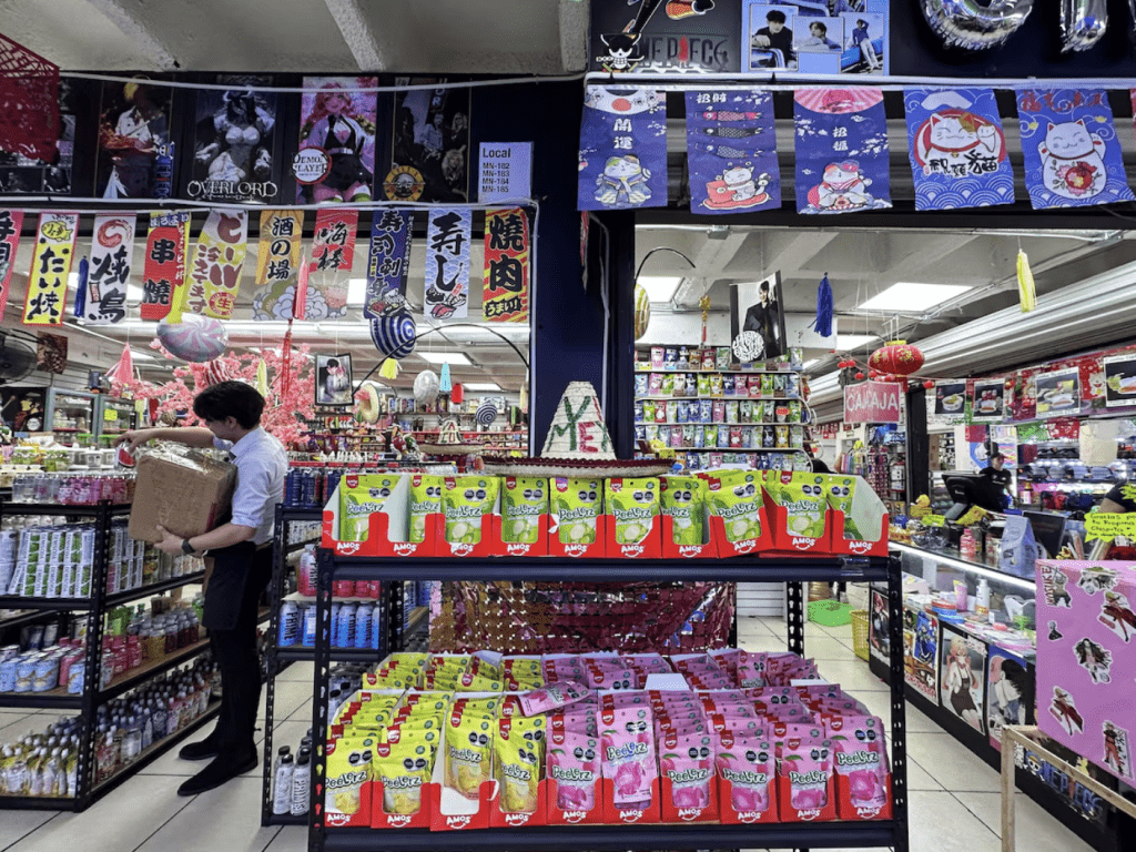 墨西哥國會眾議院周二(10日)通過一項爭議性法案,建議自明年起對中國及其他尚未與墨西哥簽署自由貿易協定的亞洲國家,包括印度、韓國、泰國及印尼,加徵最高達50%的進口關稅。路透社 墨西哥國會眾議院周二(10日)通過一項爭議性法案,建議自明年起對中國及其他尚未與墨西哥簽署自由貿易協定的亞洲國家,包括印度、韓國、泰國及印尼,加徵最高達50%的進口關稅。路透社