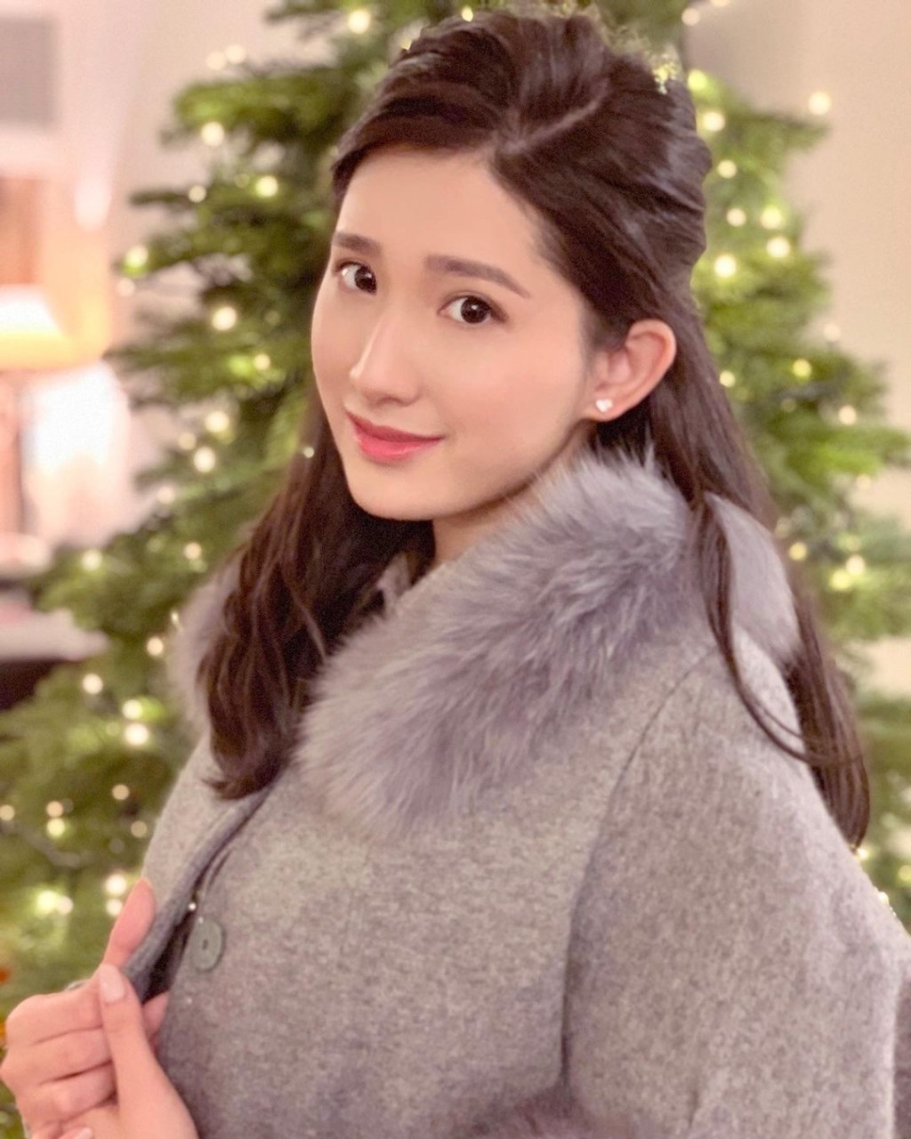 樣子甜美。 樣子甜美。