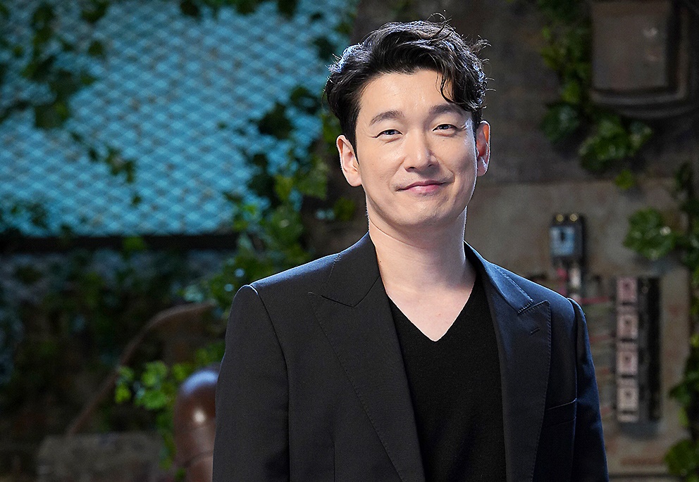 曹承佑表示劇本十分有趣，他當初一口氣看了六集內容。