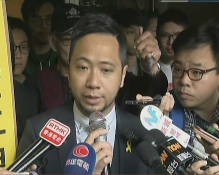曾健超指放棄上訴因七警已定罪。